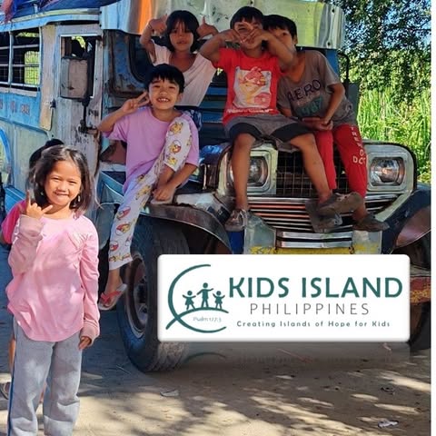 KIDS ISLAND INC. logo